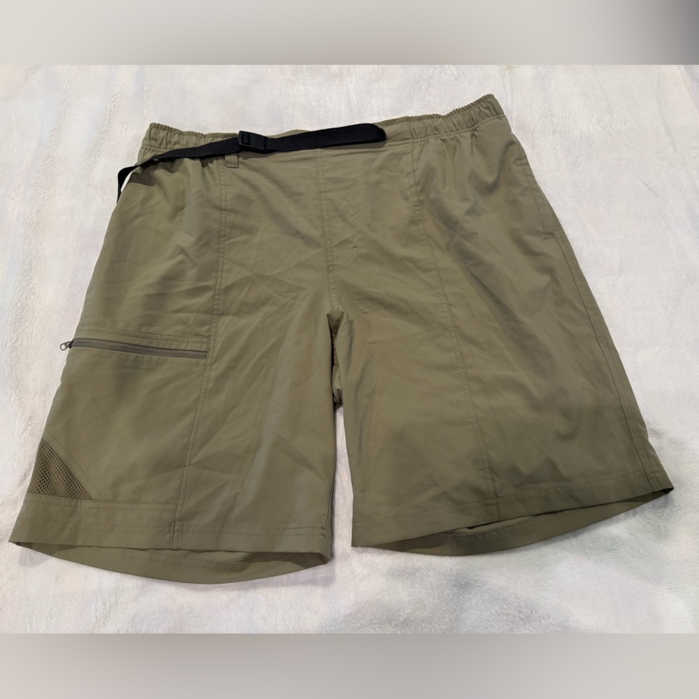 Columbia - Khaki Nylon Built In Belt Cargo Short XL 10”
